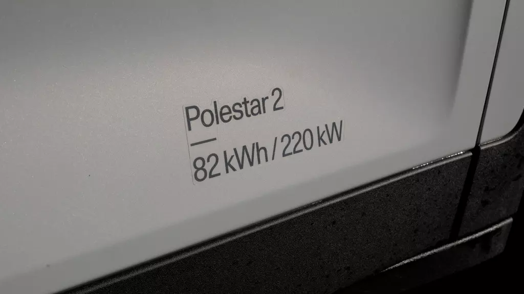 Polestar 2 220kW 82kWh Long Range SM Plus 5dr Auto